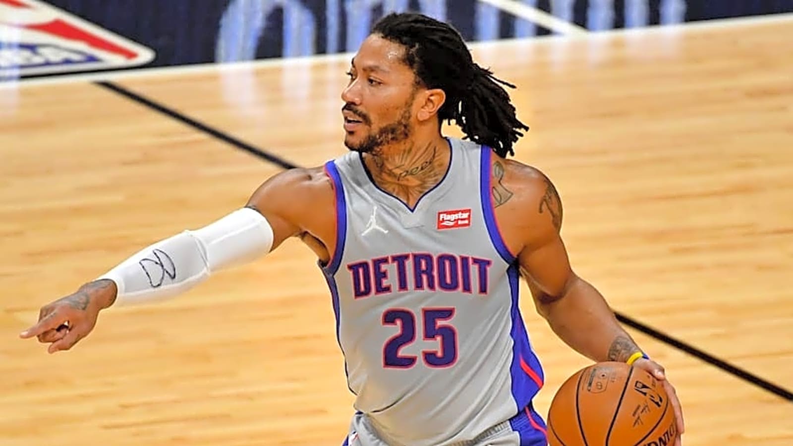 Pistons Rival Announces Plans to Celebrate Former Detroit Player