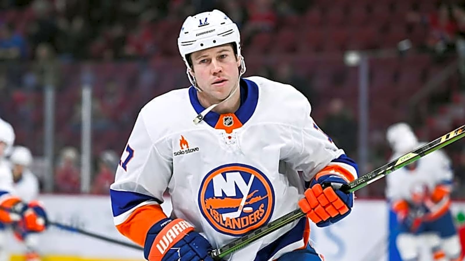 Longtime Islanders Forward Retires, Joins Front Office