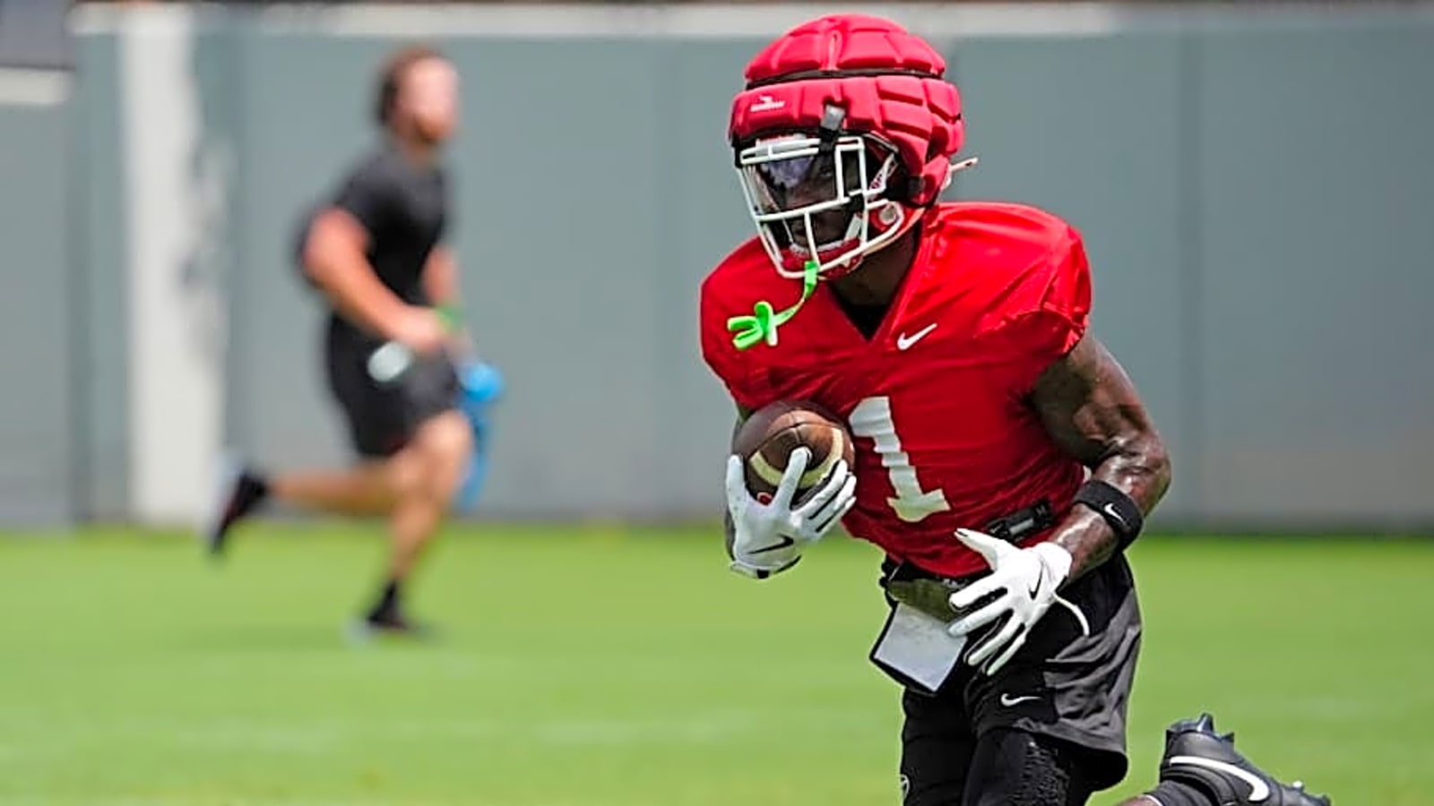 Kirby Smart Says Georgia&#39;s Wide Receiver Room Will Have Depth This Season