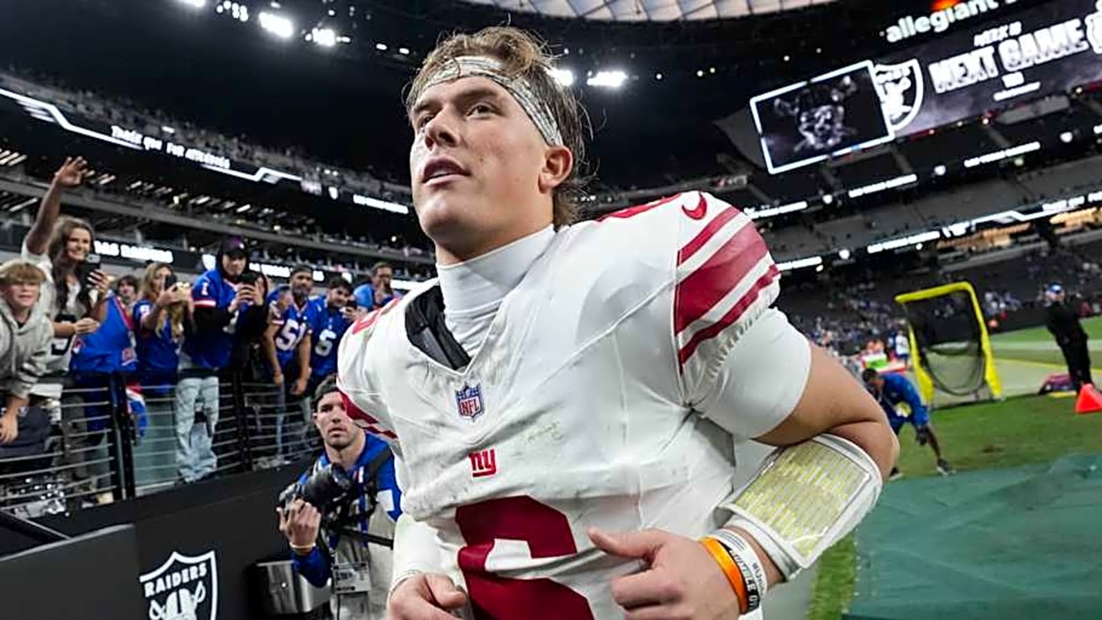 Giants QB Jaxson Dart Continues to Rise in Weekly Quarterback Rankings