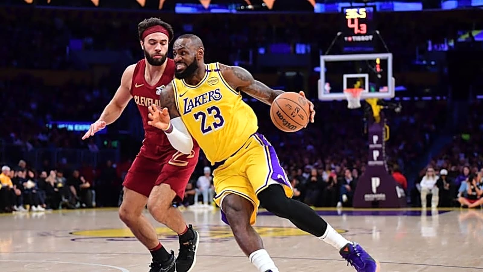 NBA Insider Gives Update on Cavaliers&#39; Potential LeBron James Trade