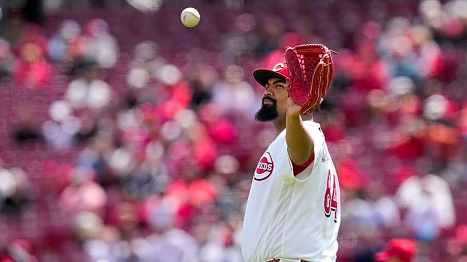 The Cincinnati Reds Suddenly Have a Tony Santillan Problem
