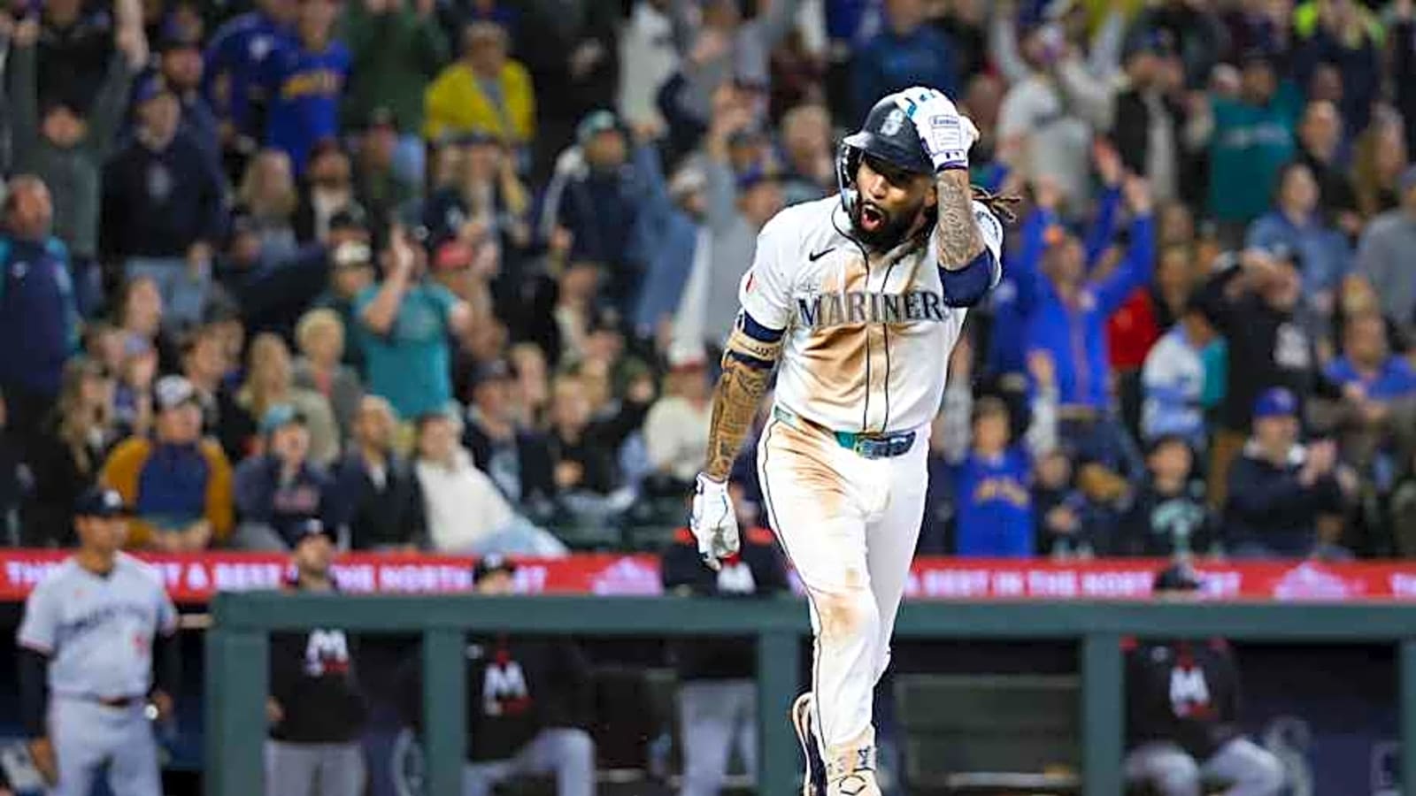 Popular Seattle Mariners Shortstop Joins Alex Rodriguez in Solid Team History