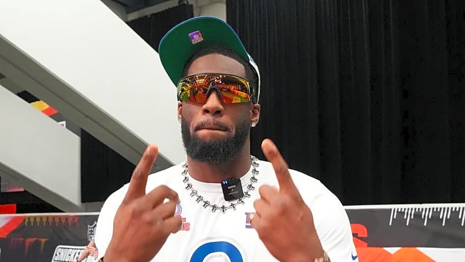 NY Giants Stars, Past and Present, Set to Light up Softball Field for a Special Cause