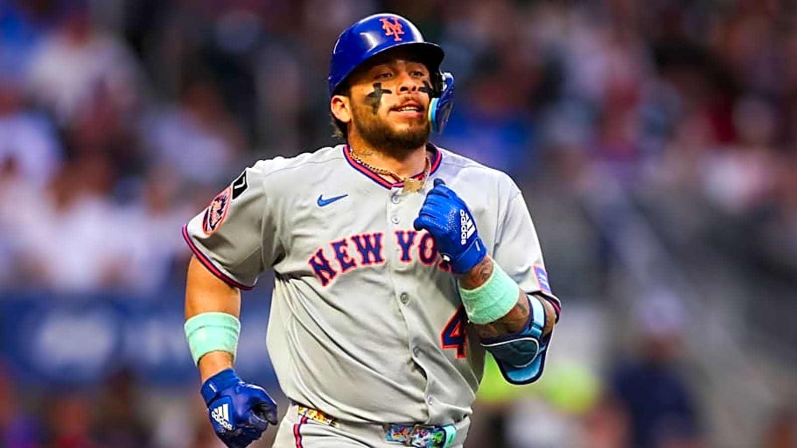 Report: Mets have discussed sending Francisco Álvarez to minors