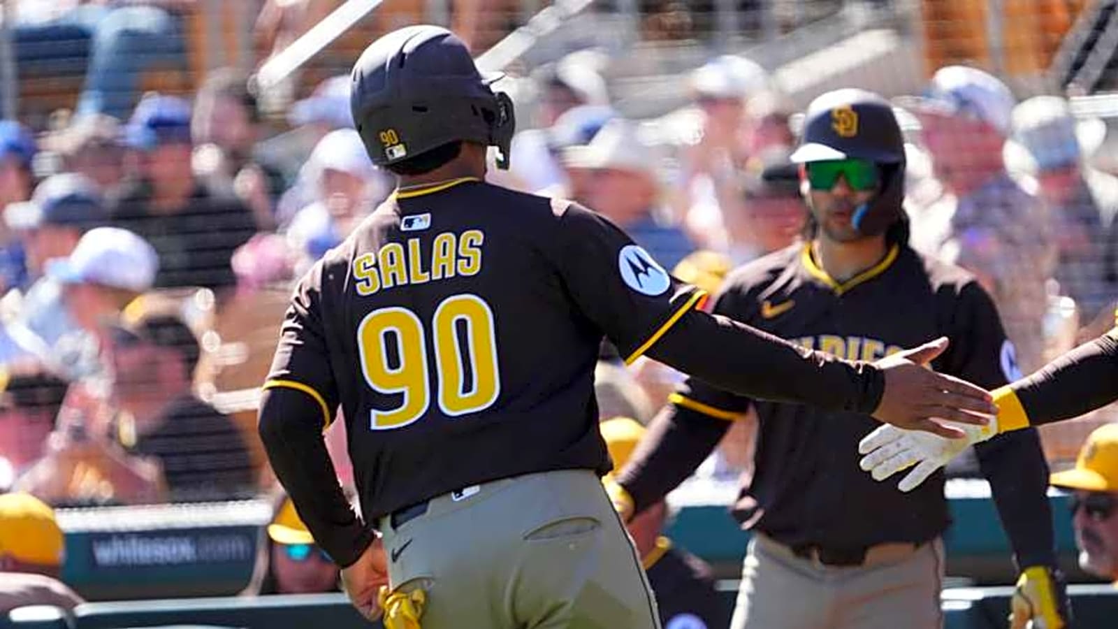 Padres &#39;Aren&#39;t Afraid&#39; to Trade Their Prospects at Deadline, Says Insider