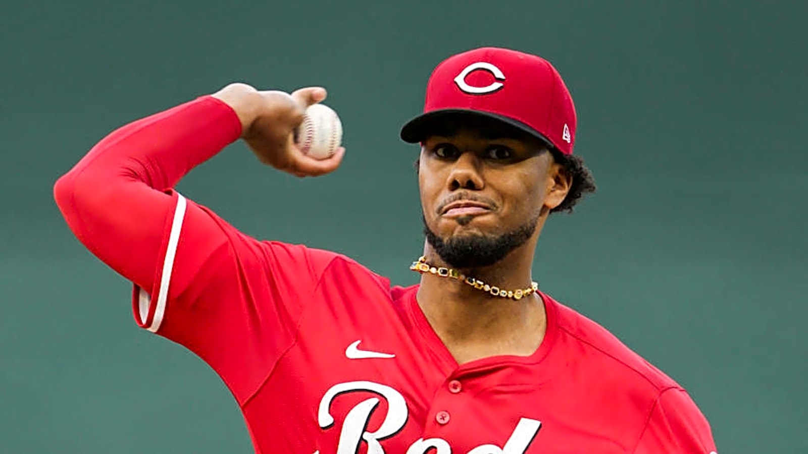 Cincinnati Reds Ace Provides Concerning Injury Update