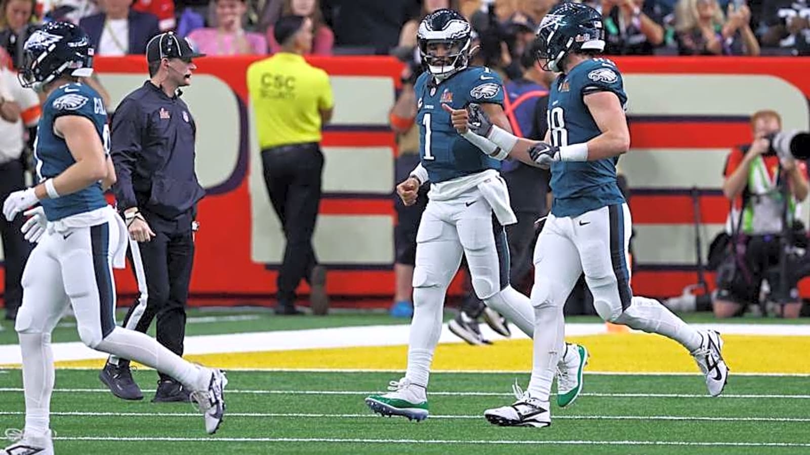 Eagles Rumors: Philly Puts Aging Franchise Cornerstone On Trade Block