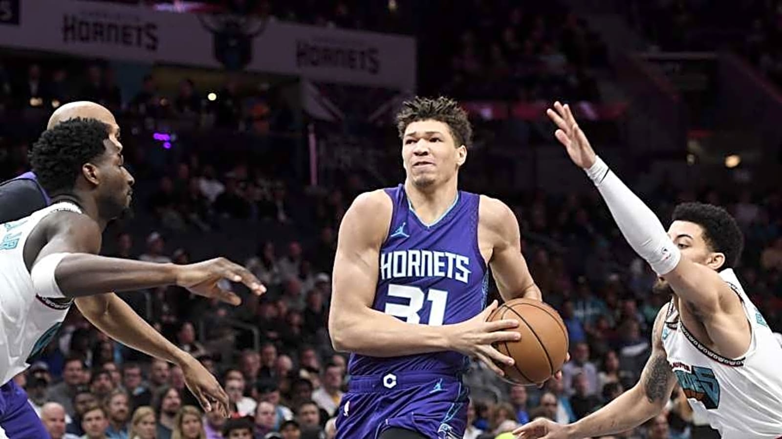 Hornets forward Tidjane Salaün taking on a leadership role in Summer League