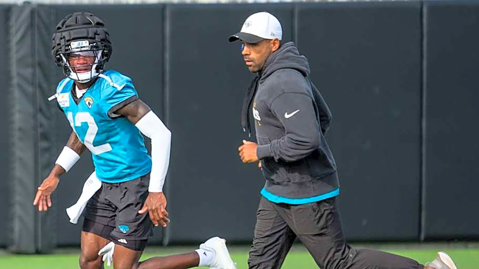 How Jaguars&#39; Travis Hunter Is Handling the Impossible
