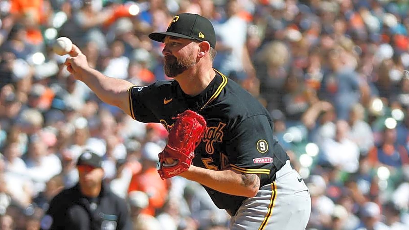 Pirates' Kirby Yates Shows How a Retirement is Done
