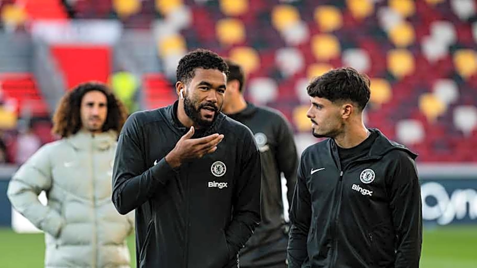 Inside Chelsea dressing room: Squad hold private talks, James&#39; key role revealed, Maresca backed