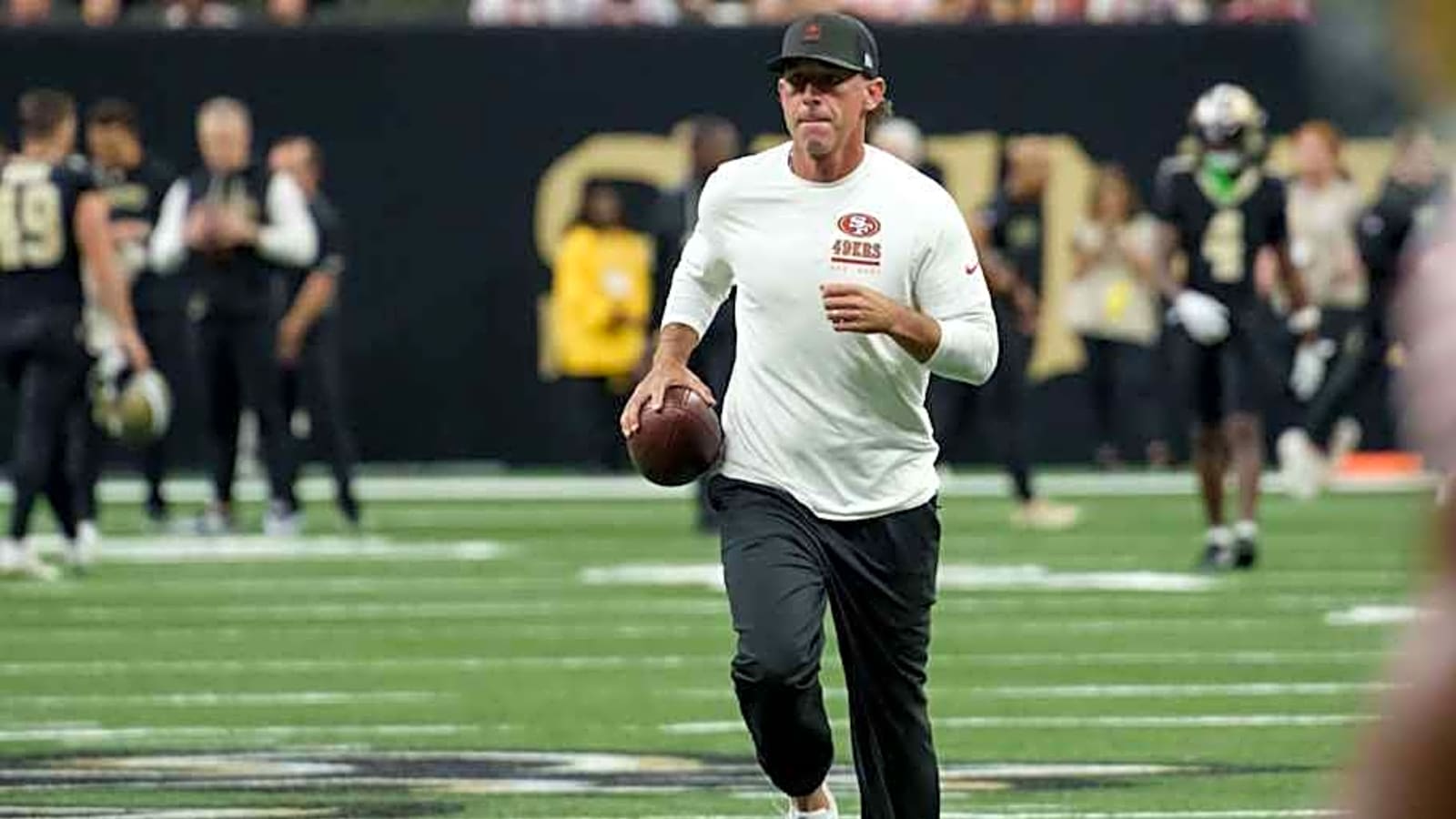Kyle Shanahan Faces Major Setback as 49ers Struggle Without Key Offensive Weapon in Week 8, Highlighting Critical Loss to Their Playoff Hopes