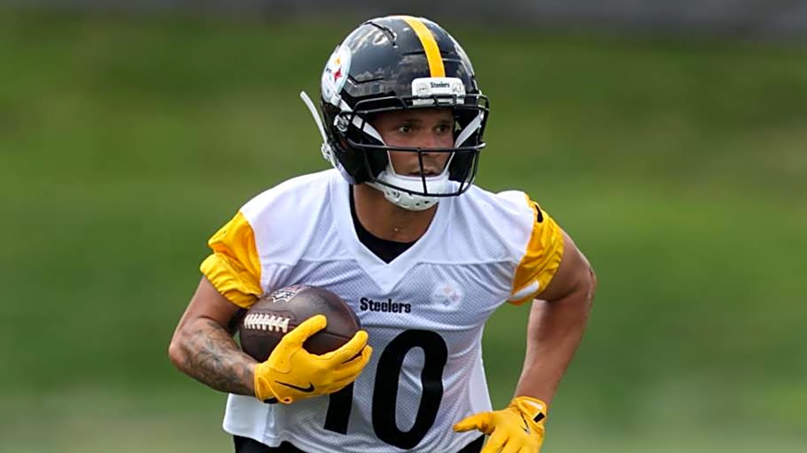 Steelers Camp Takeaways: Promising WR Takes Over