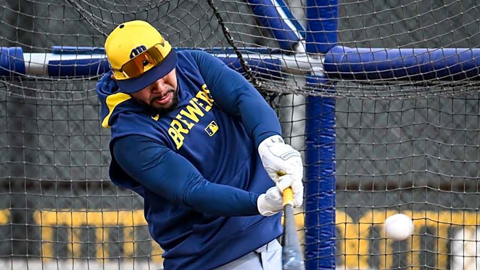 Brewers 23-Year-Old Catcher Already Has Milwaukee Buzzing