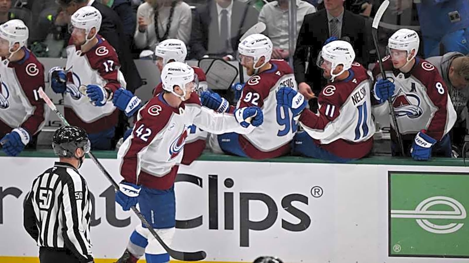 Avalanche Under Immense Pressure to Fix Roster