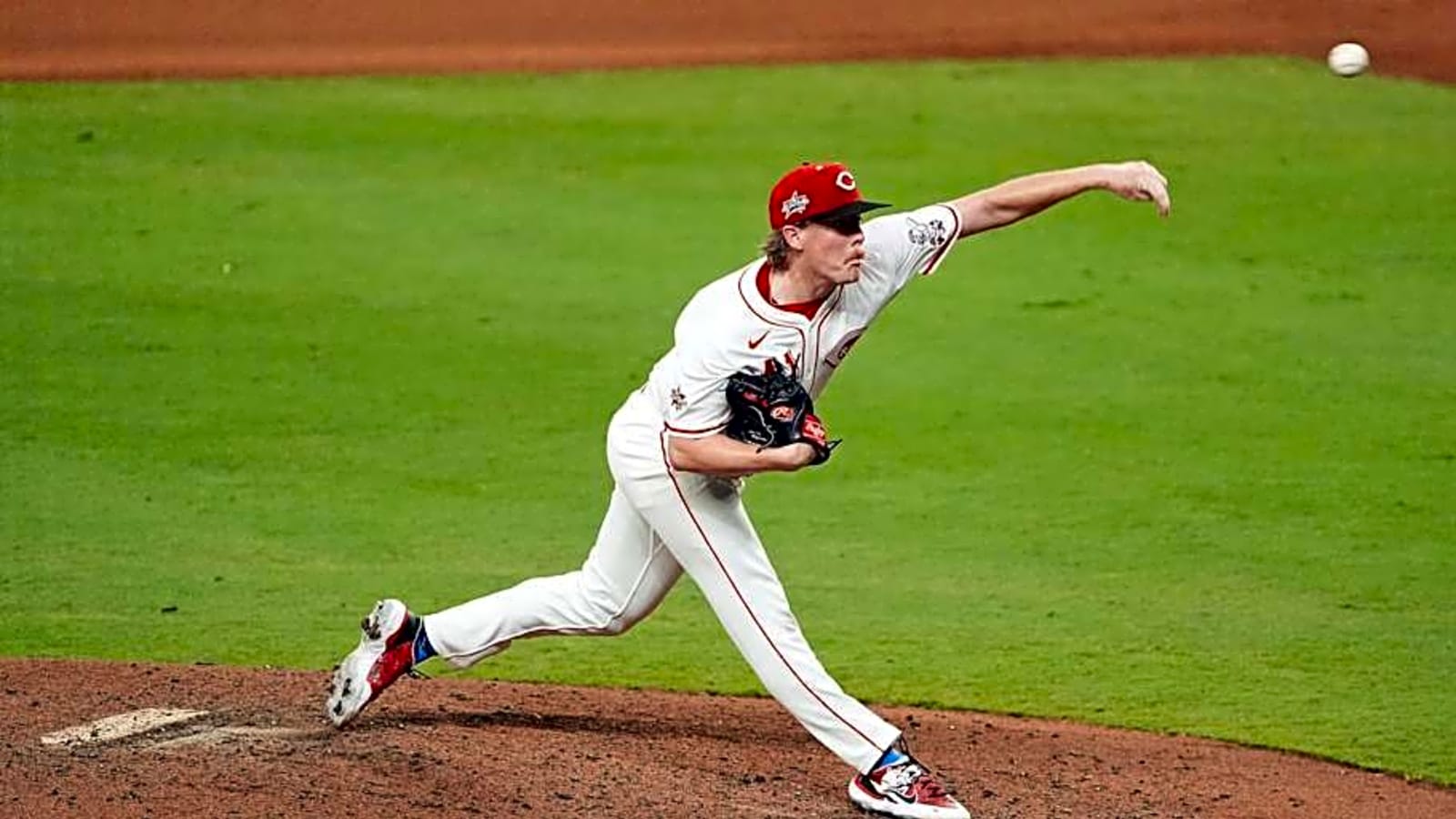 Reds Pitcher Andrew Abbott’s All-Star Suit Holds a Beautiful Tribute You Have to See