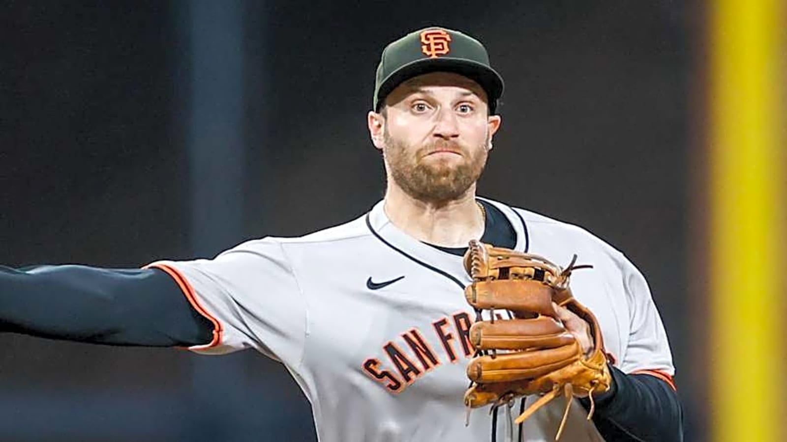 Pirates Linked to Trade for Giants Third Baseman