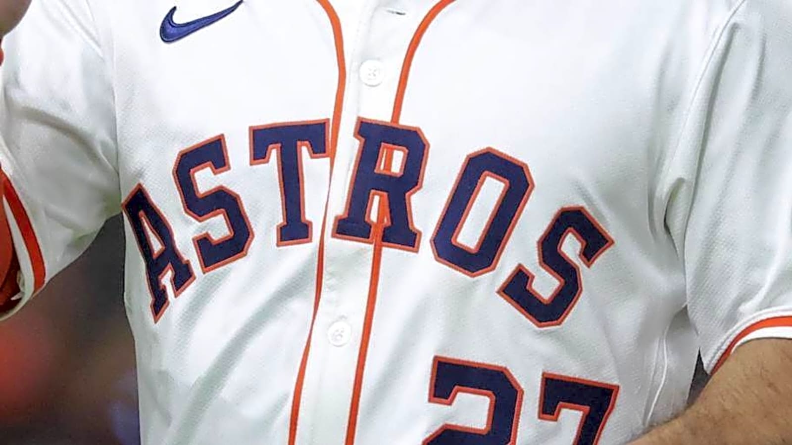 Astros Hated Rival Reportedly Attempting Reunion with Star Free Agent Reliever