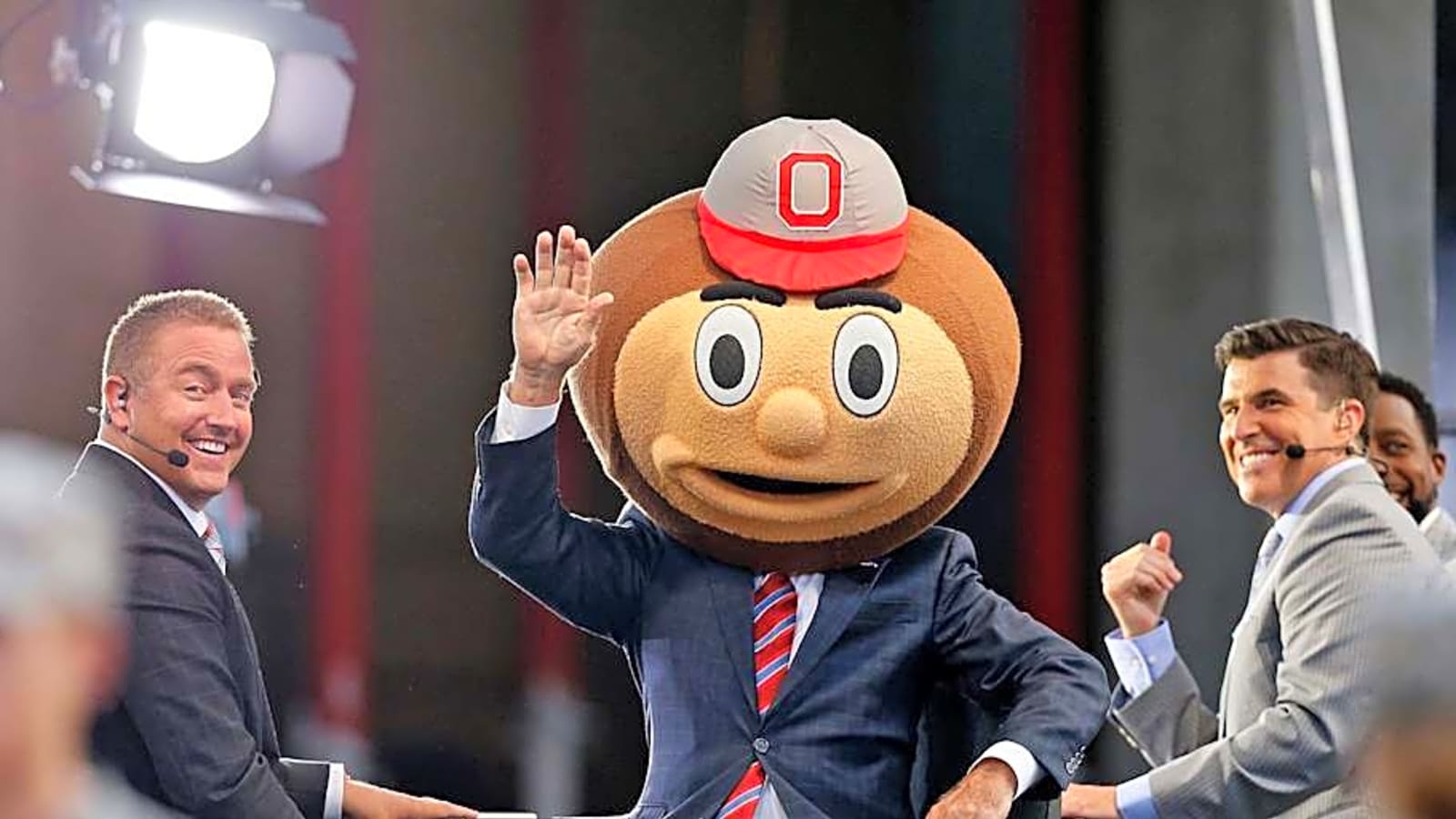 Ohio State Set to Host Lee Corso&#39;s Final Headgear Pick
