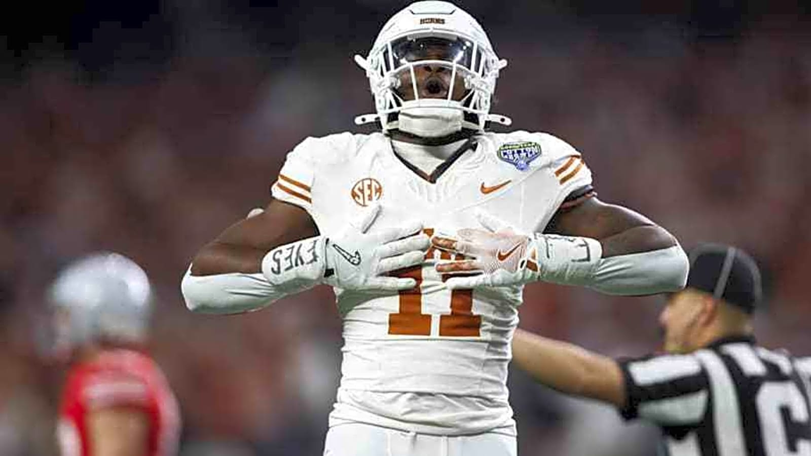 Texas Longhorns Finalists for 4-Star EDGE in 2026 Recruiting Class