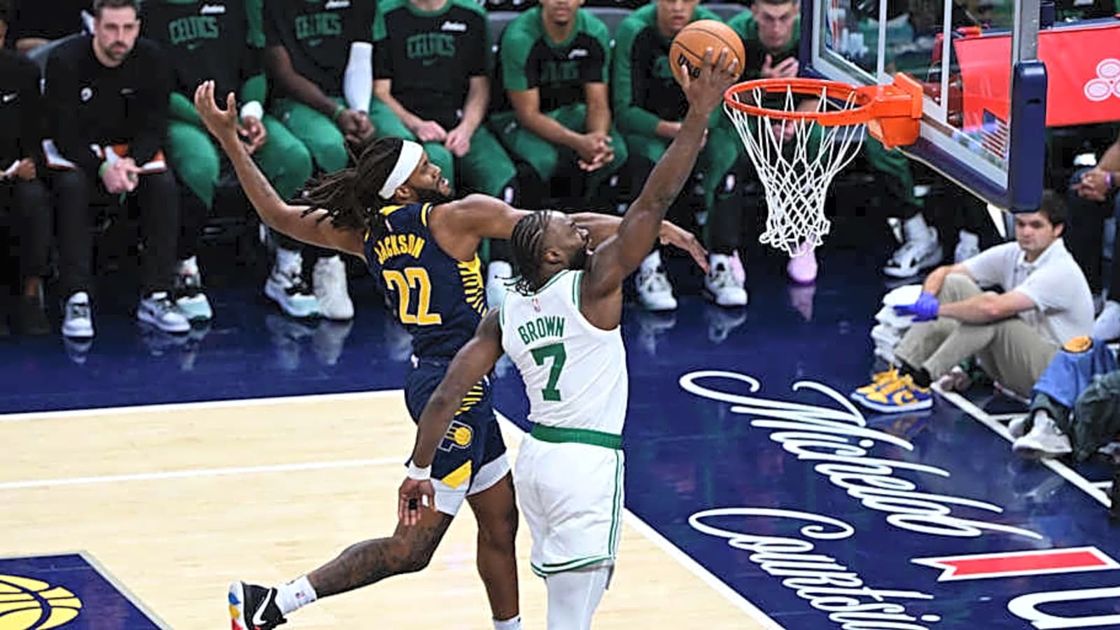 Key Pacers Free Agent Signing Could Have Major Impact on In-Season Trades