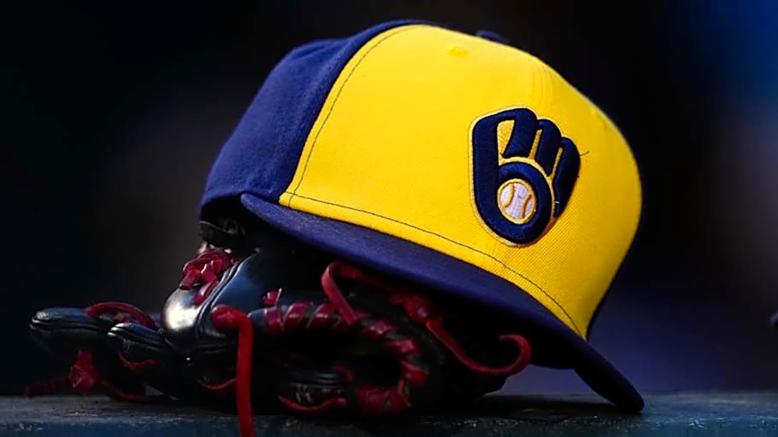 Red Sox-Brewers Trade Smoke Shows Boston's Urgency Increasing