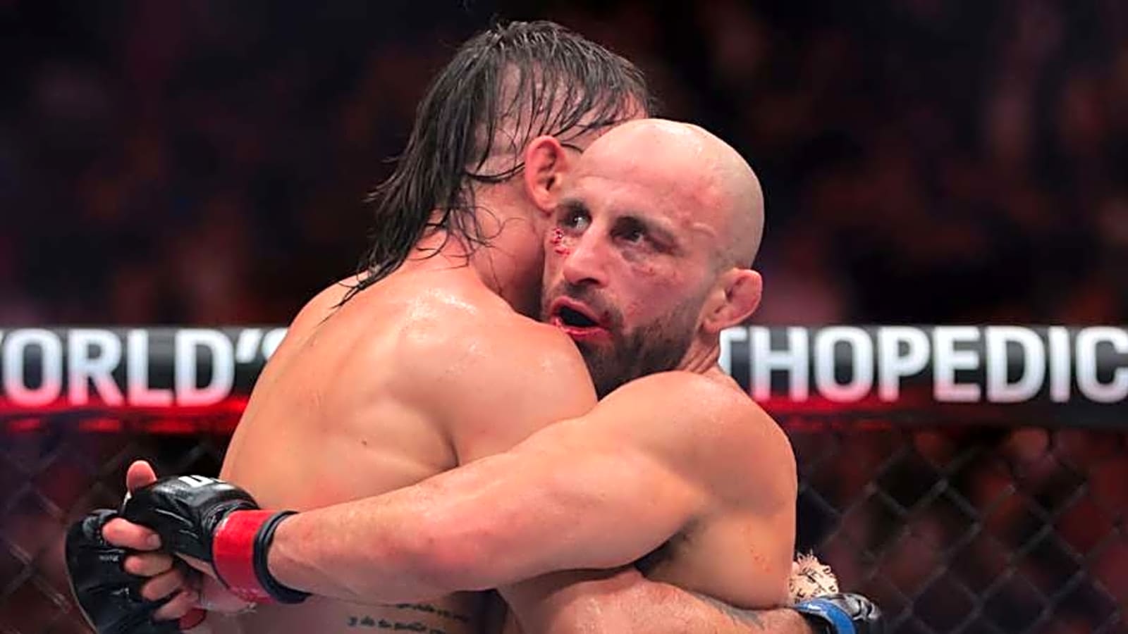 UFC 314 stars Alexander Volkanovski & Diego Lopes swap wholesome messages after fight