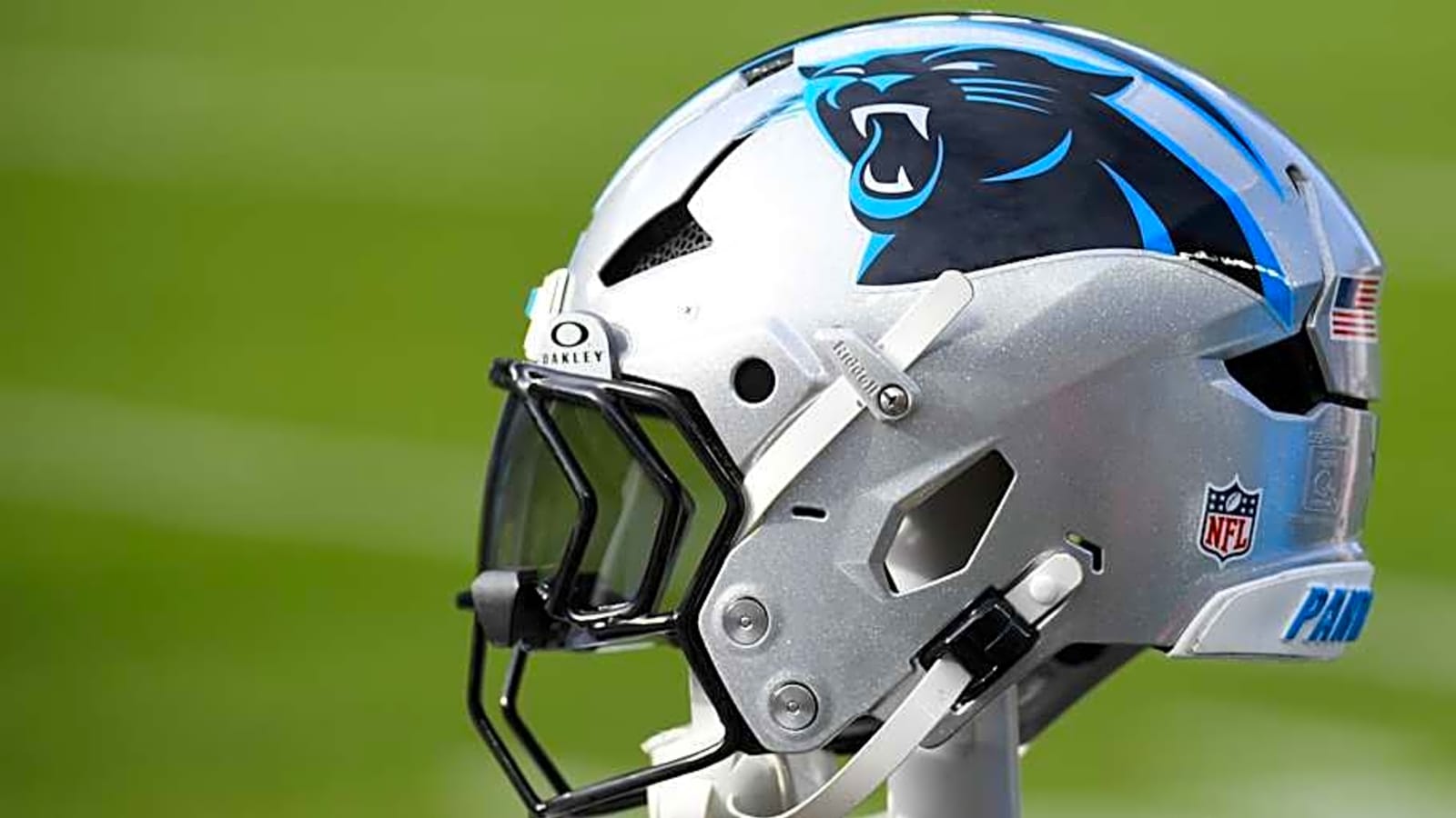 Eagles Could Find Answer From Panthers&#39; Scraps