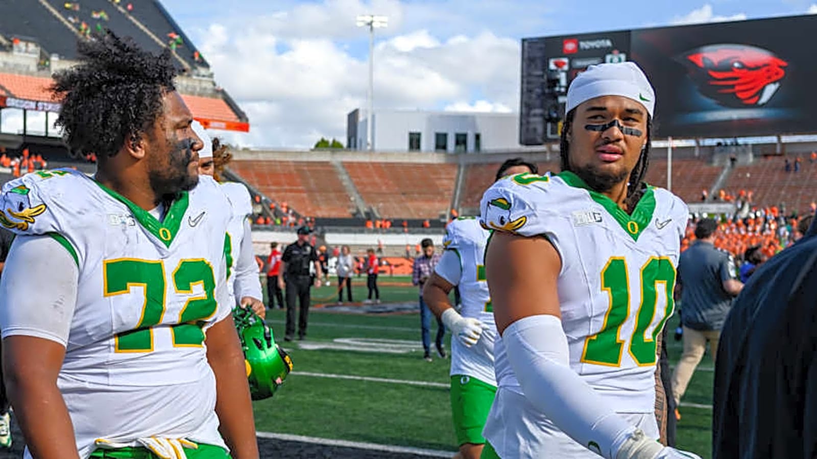 Oregon Ducks&#39; Matayo Uiagalelei Reveals Recruiting Choice, USC Trojans&#39; Tight End Plans