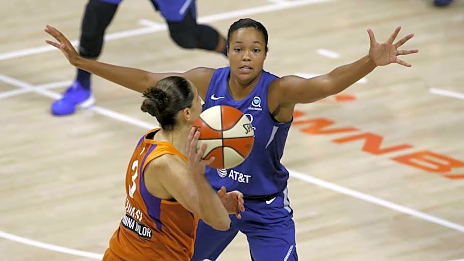 The Mercury Move The Ball, Make Playoffs In 2020