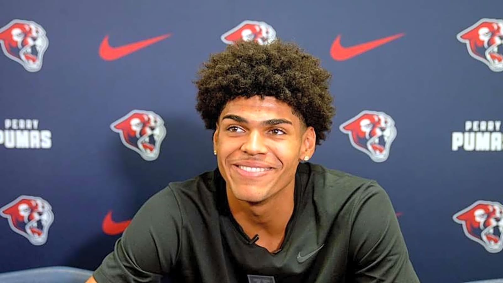 NBA Mock Draft: Where Does Wildcats&#39; Koa Peat Land?