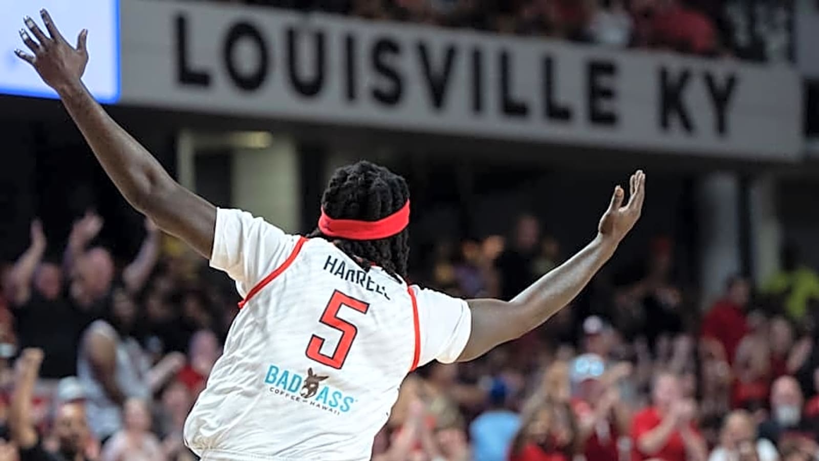Former Houston Rockets Big Man Inks Deal Overseas
