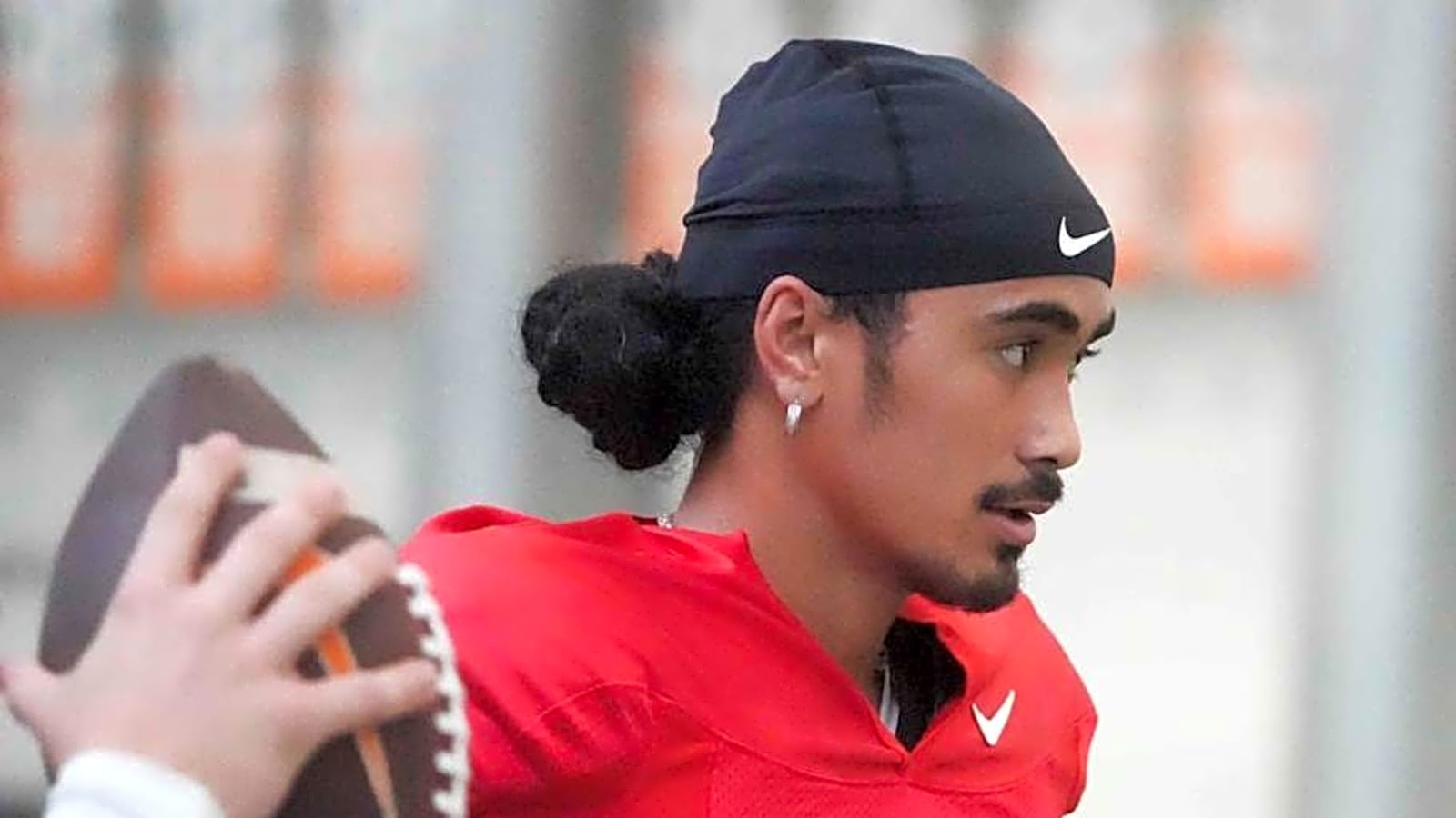 How Nico Iamaleava Is Blocking Out the Noise