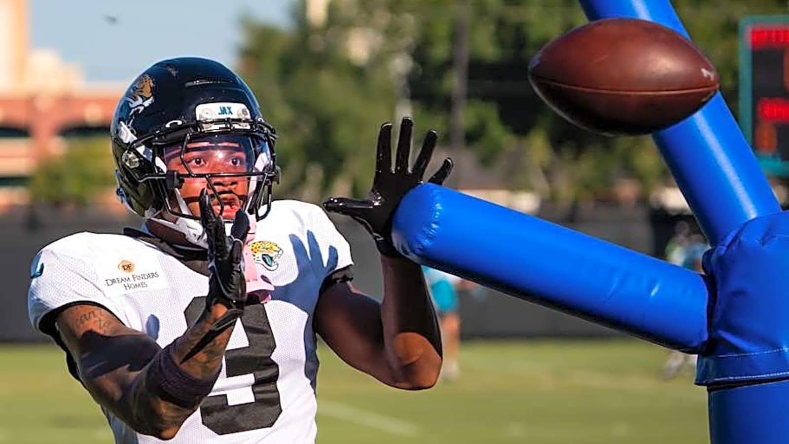 Inside the Jaguars’ Decision to Trade Tyson Campbell
