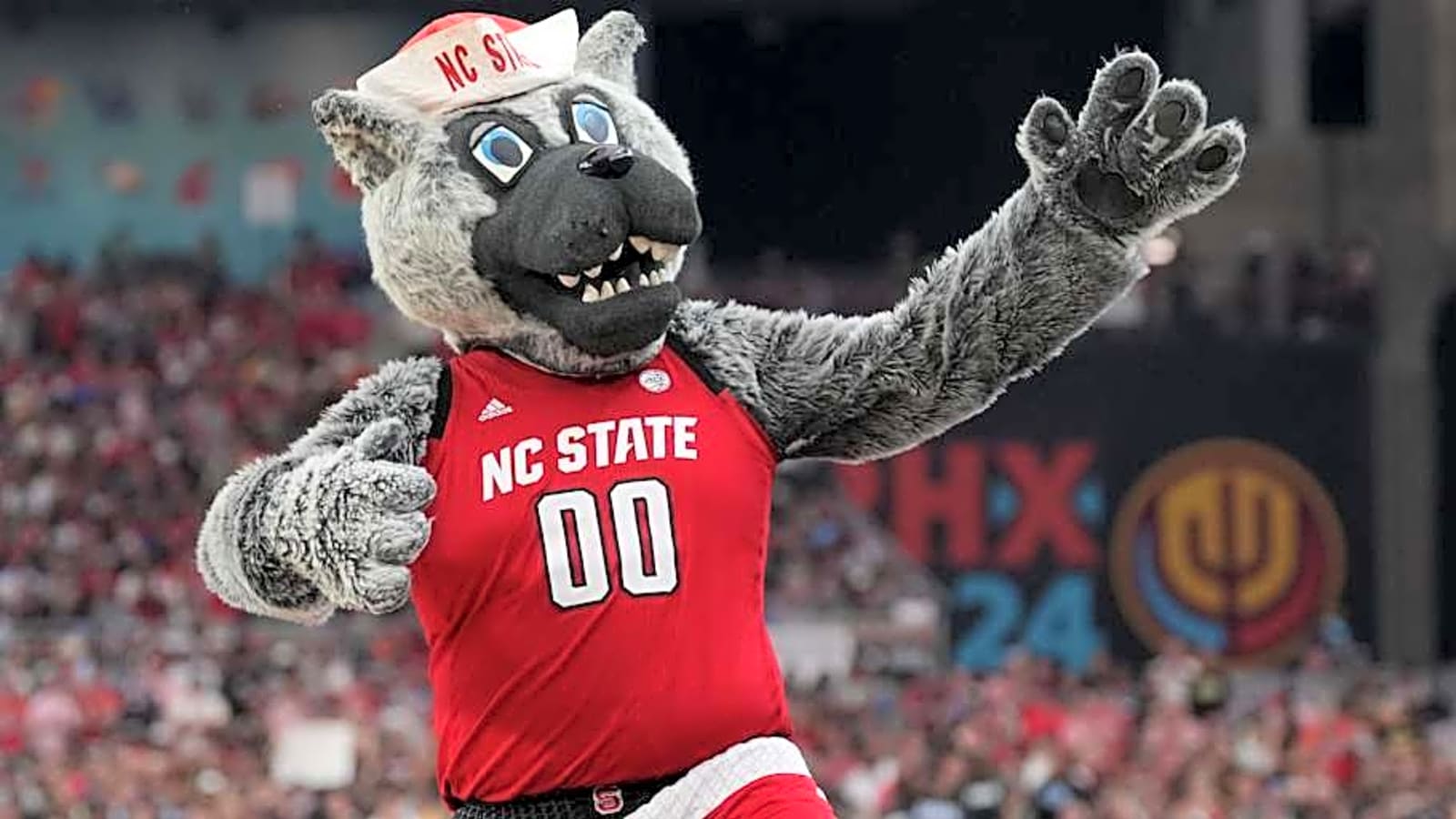 NC State Offers 2027 Combo Guard Out of Pennsylvania