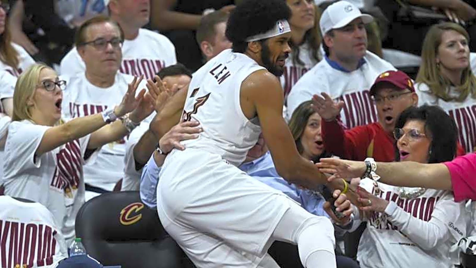 Kenny Atkinson reveals why Jarrett Allen won&#39;t start all 82 games for the Cavs