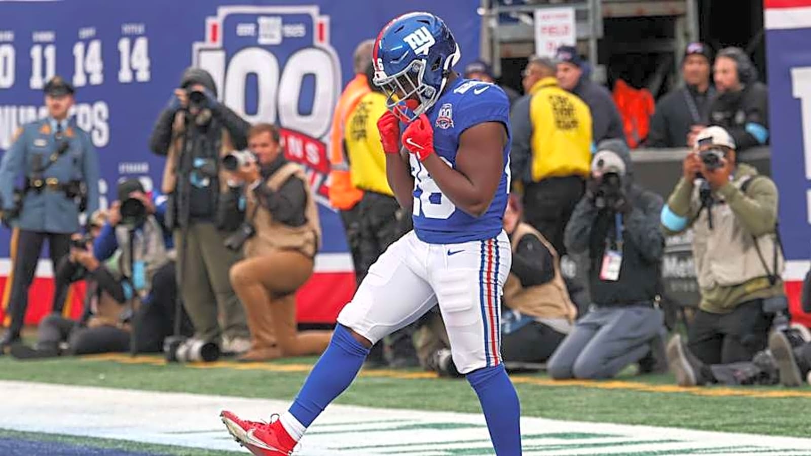 NFL Writer Suggests This Giants Veteran Could Be Cut