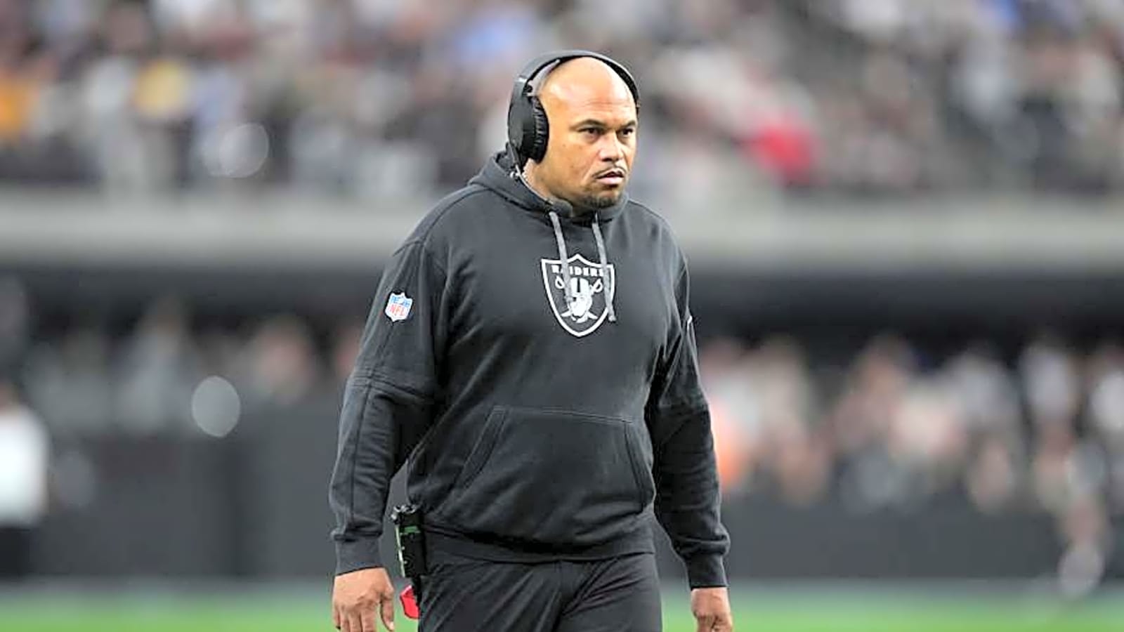 Former Raiders Coach Pierce&#39;s Shocking Chiefs Appearance