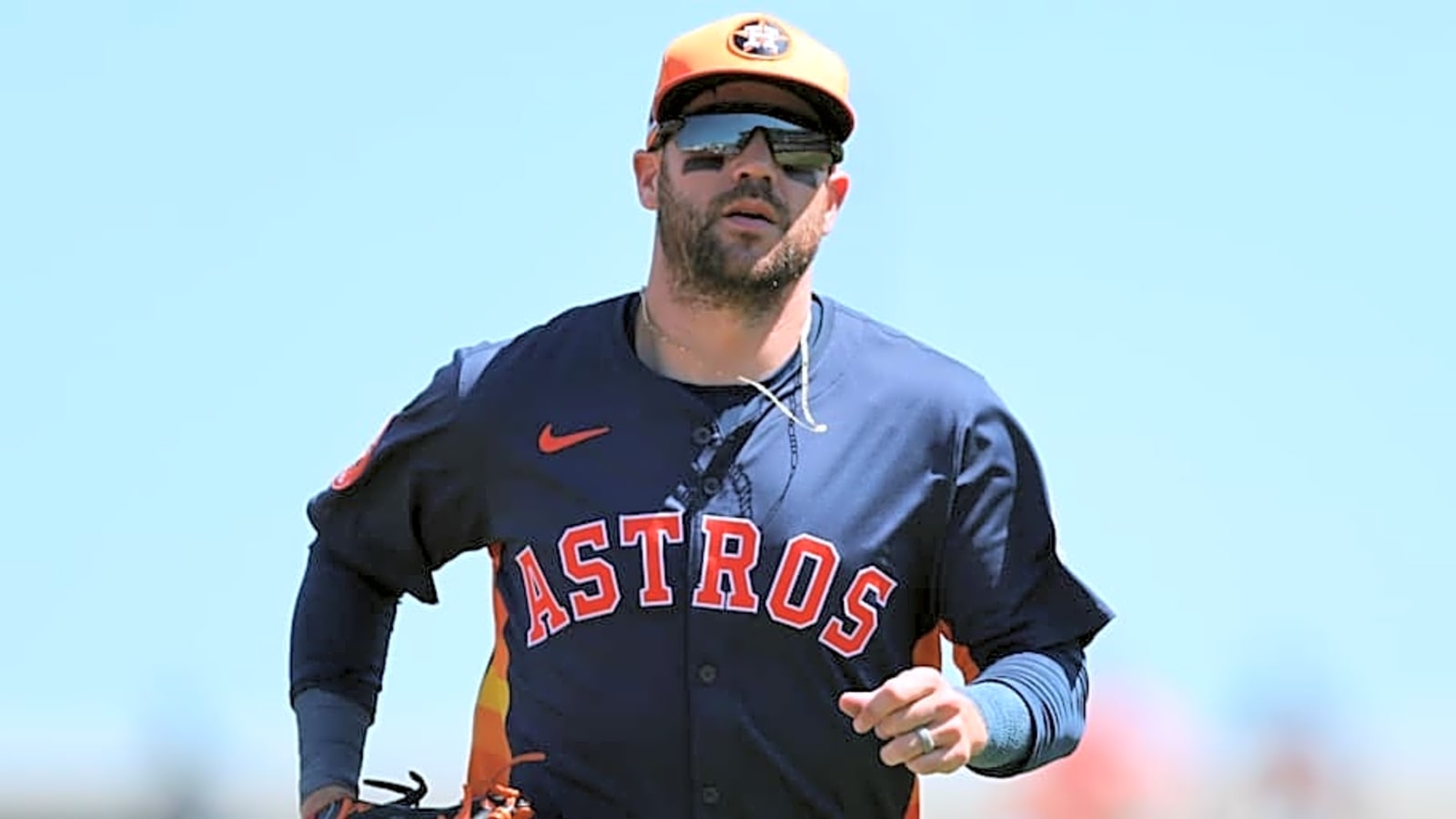 Injured Astros Outfielder Nearing Trip to Florida for Rehab Assignment