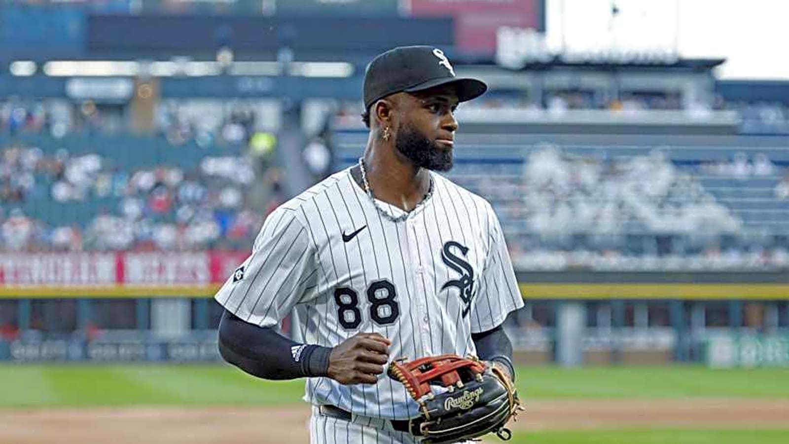 Mets discussing these names in Luis Robert Jr. trade talks
