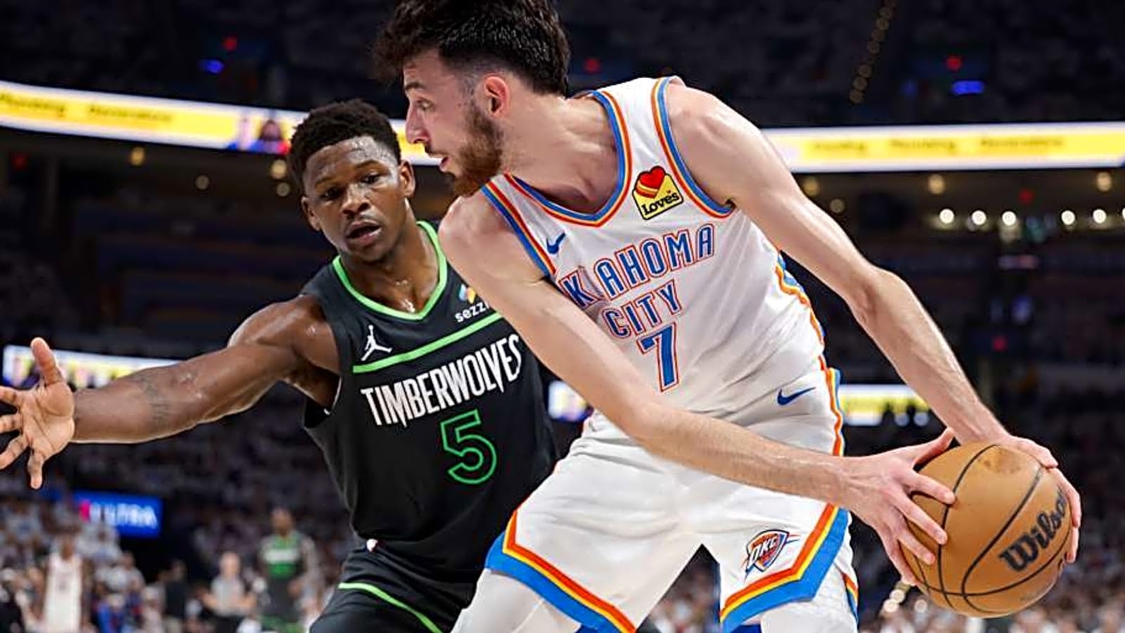 Tight game turns into blowout as Timberwolves fall to Thunder in Game 1