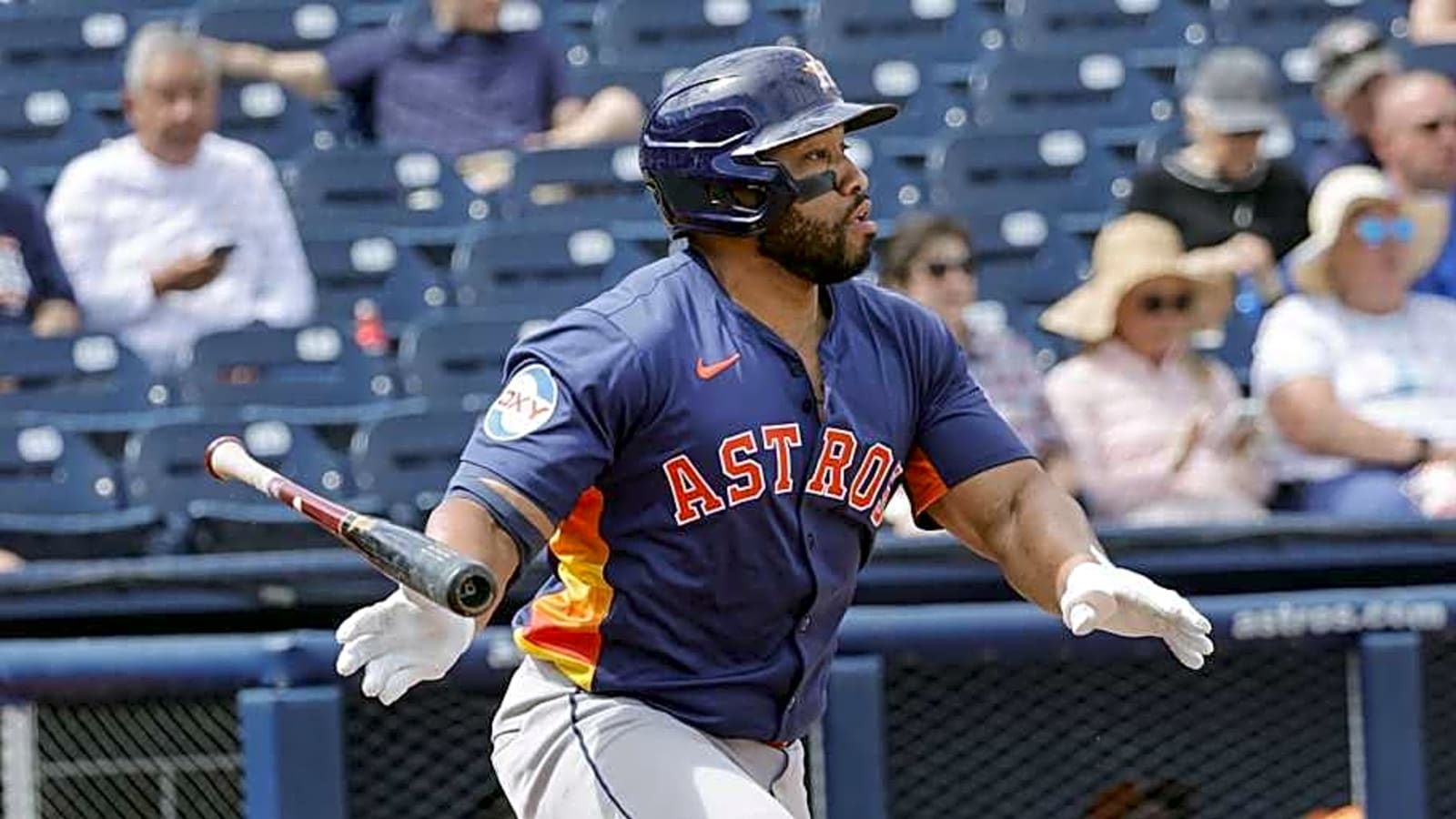 Houston Astros Bringing Back Fan Favorite Slugger On Minor League Deal