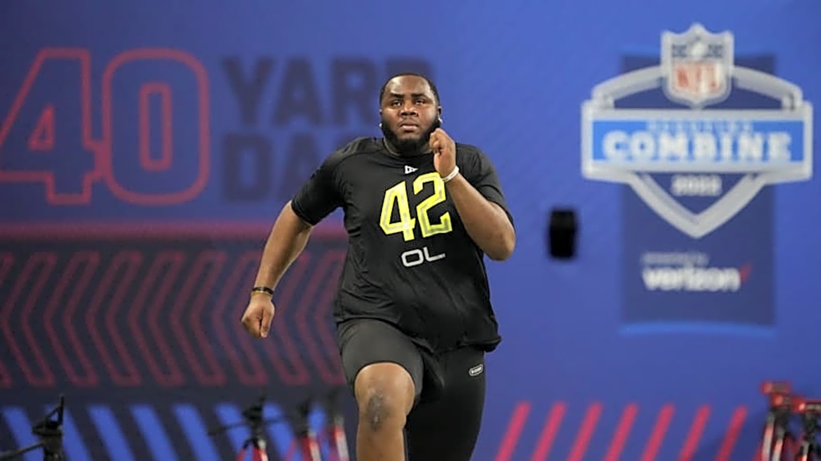 Patriots Begin Roster Moves With OL Release