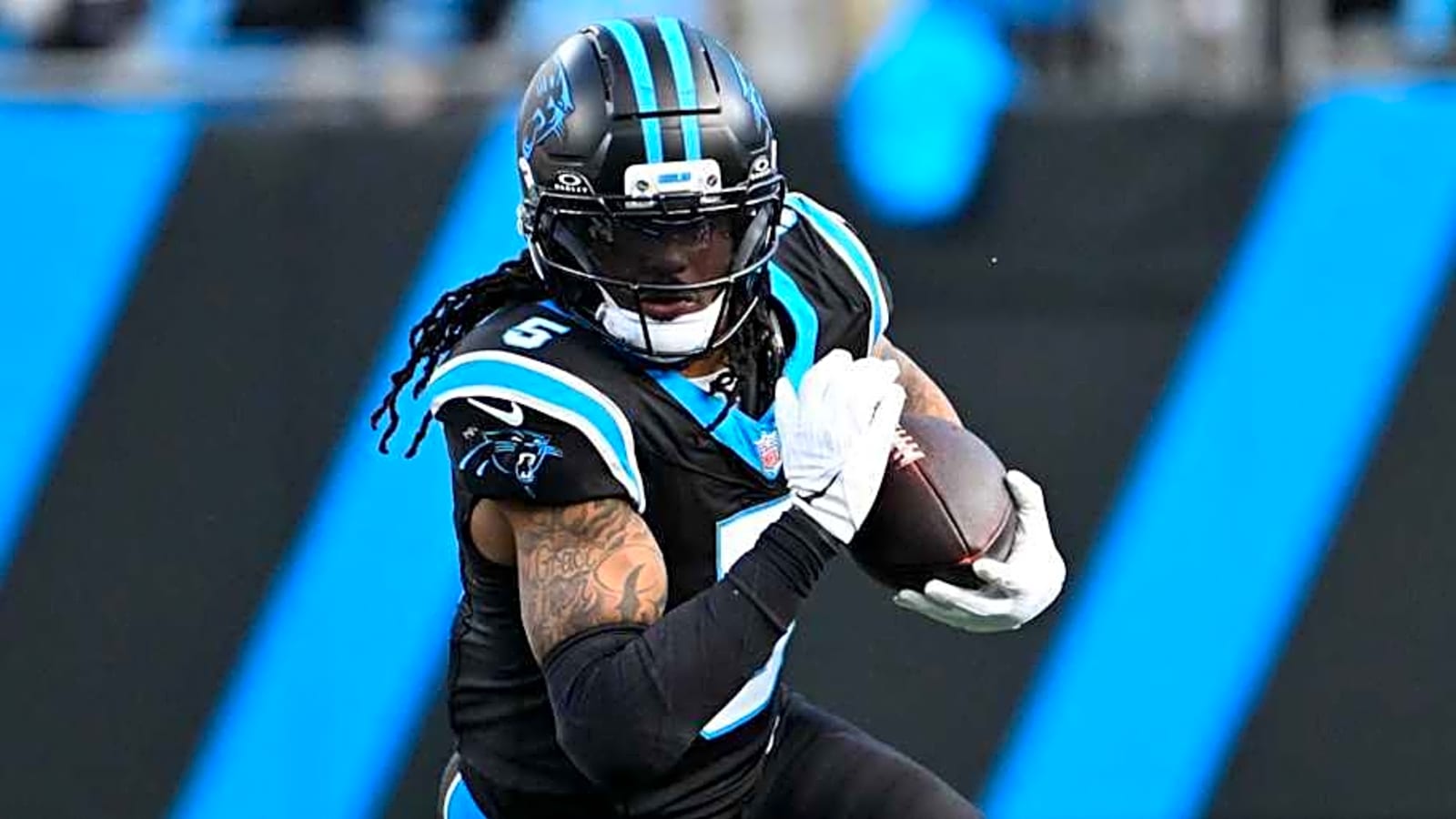 ESPN Links Broncos to Potential J.K. Dobbins Replacement