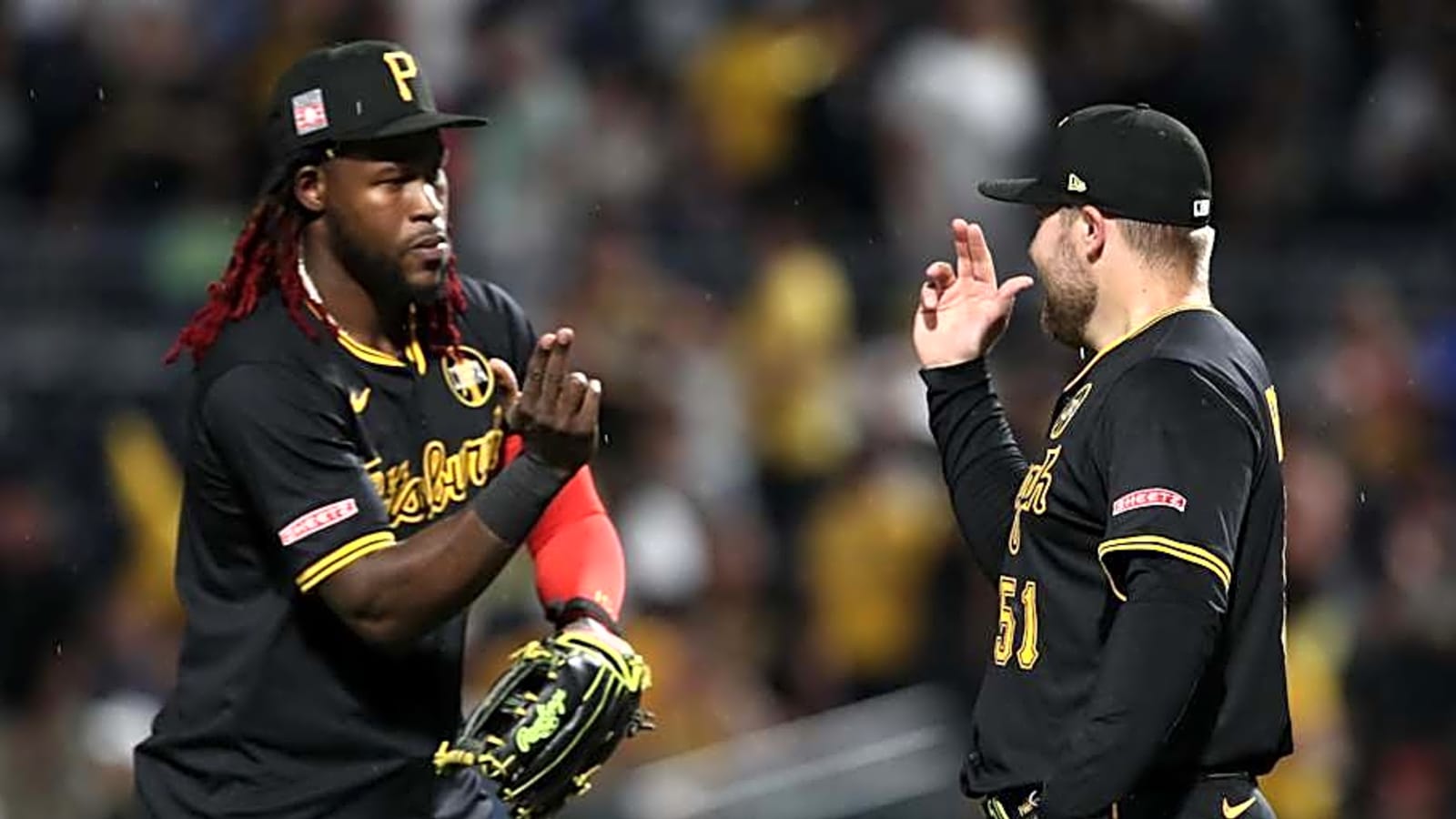 Dodgers Linked to 2 Top Relievers Expected to Be Traded at Deadline