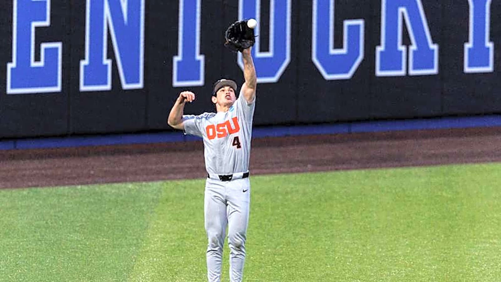Oregon State Baseball: Dallas Macias Enters Transfer Portal