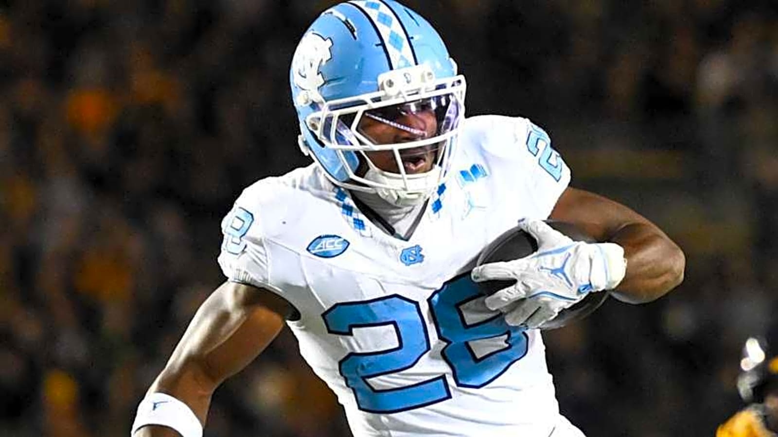 UNC Extends Offer to Talented 2027 Running Back