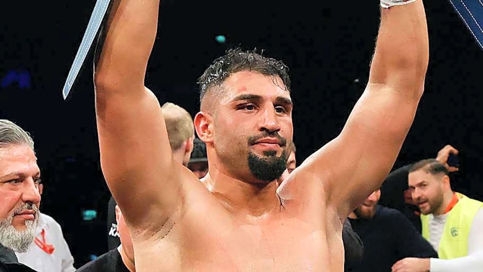 Boxing Tonight (1/10/26): Cards, Start Times &  Every Fight Tonight