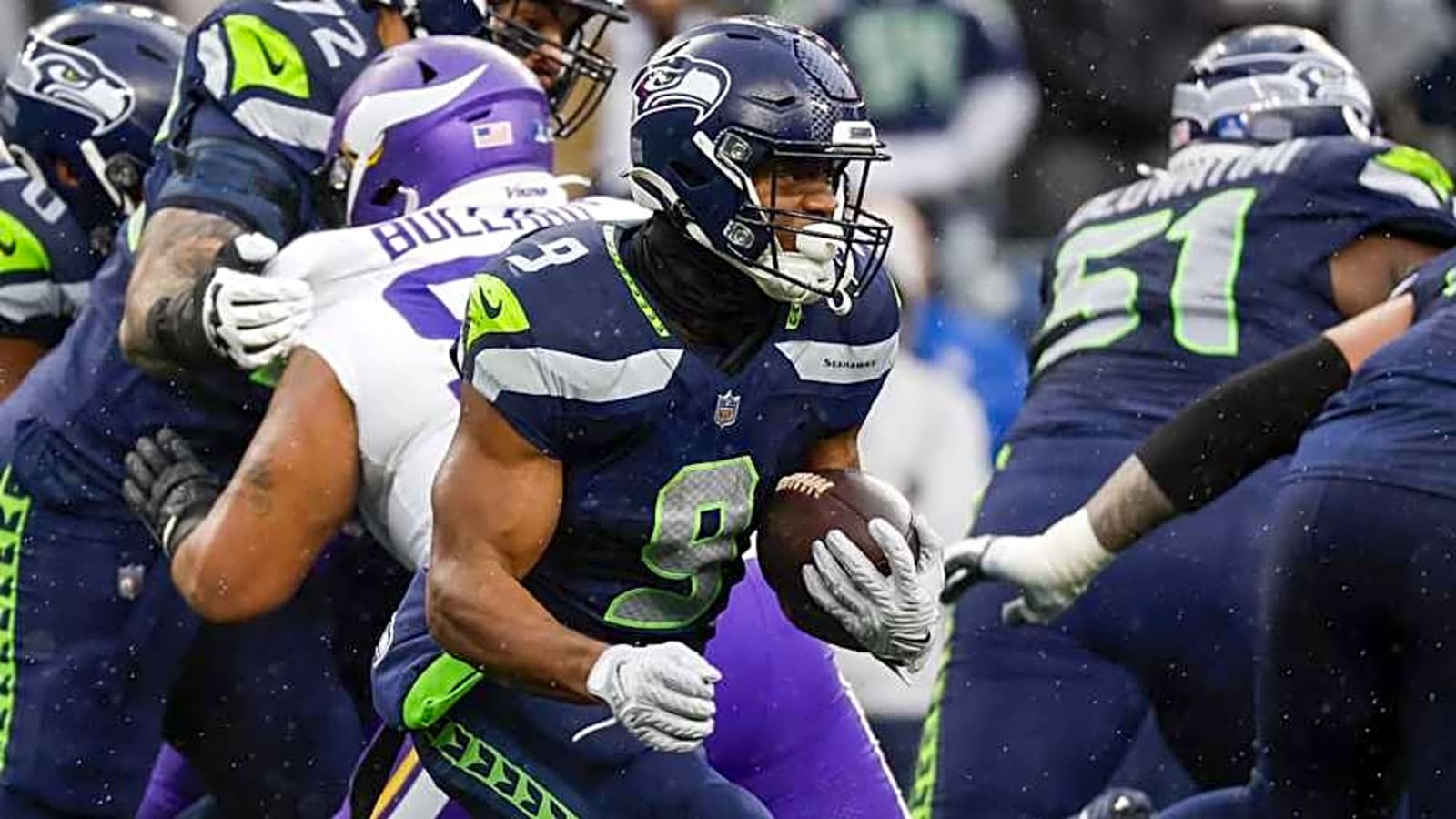 Seattle Seahawks insider makes the case to keep Kenneth Walker III